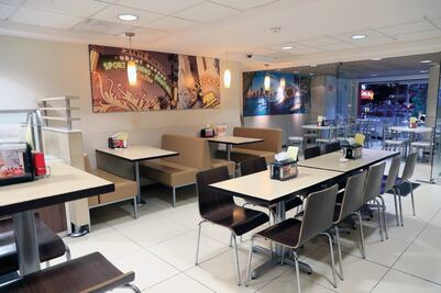 La capital está herida y la tragedia, muy lejos de concluir