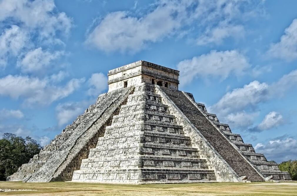 ¿Qué pasó con Lady Chichén Itzá? La turista que subió al Templo de Kukulkán y fue abucheada. Foto: Pixabay