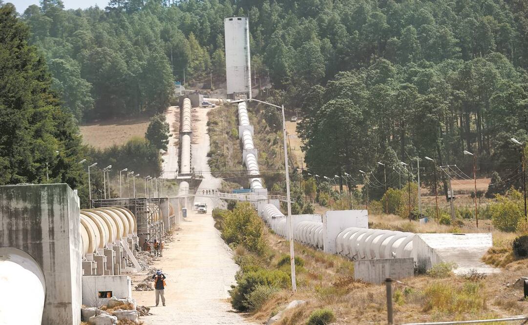 Con los trabajos que se van a realizar para conectar dos líneas de alta presión en una planta de bombeo del Sistema Cutzamala, ya no será necesario reducir el caudal cuando reciba mantenimiento. Foto: Jorge Alvarado/ El Universal.