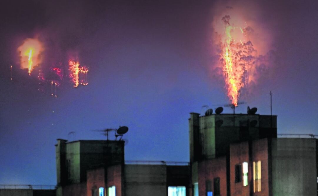 Más de 30 incendios forestales mantienen a Bogotá y varias regiones de Colombia en alerta. Foto: Guillermo Munoz | AFP