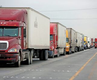 Amagan con cerrar carreteras de México