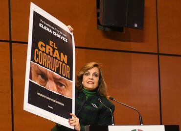 Diputada regala “El Gran Corruptor” a titular de SFP: “le puede dar pistas para que haga su trabajo”