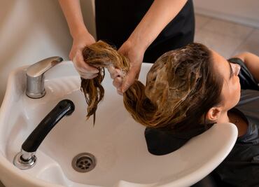 ¿Cada cuánto se debe lavar el cabello? Esto dice la ciencia
