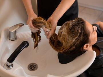 ¿Cada cuánto se debe lavar el cabello? Esto dice la ciencia