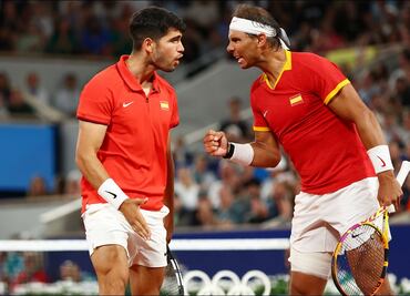 Rafa Nadal y Carlos Alcaraz ganan su primer partido de dobles en París