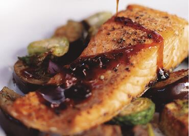 Cómo cocinar un salmón en freidora de aire