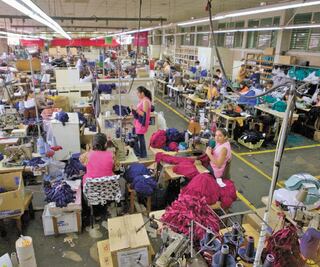 Industriales del vestido perderán a 40% de clientes