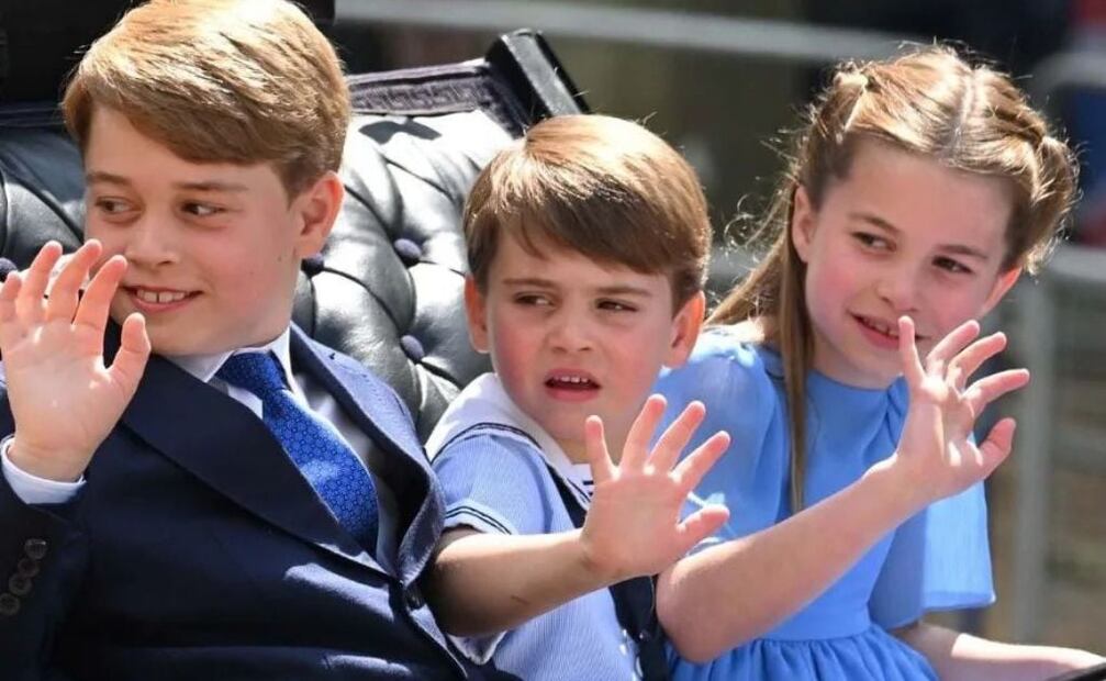 George, Louis y Charlotte son los hijos de William y Kate Middleton. Fuente: Instagram @princess_charlotte_wales