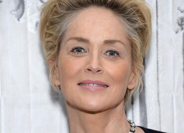 Sharon Stone está desolada, pide oraciones por la salud de su sobrino de 11 meses