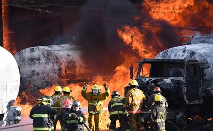 Crónica. Calle en Edomex se convirtió en un río de lumbre