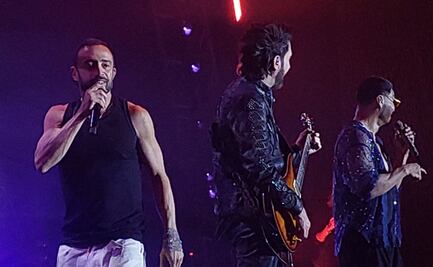 Camila tiene reencuentro emotivo con fans en Puebla: "gracias por estar aquí, son casi 20 años"