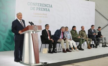 AMLO minimiza hackeo a la Sedena … y el general Luis Cresencio Sandoval ríe