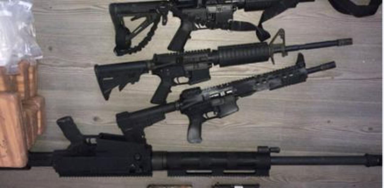 En Tamaulipas, decomisan armas, dinero y drogas escondidas en compartimiento secreto