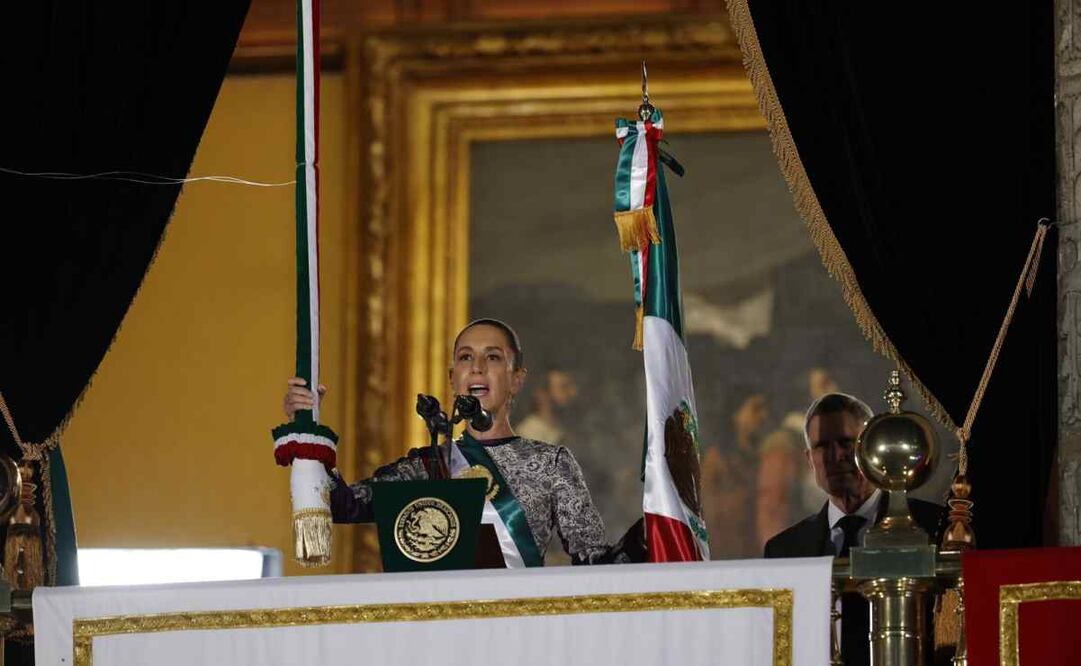 La presidenta Claudia Sheinbaum en su primer Grito de Independencia desde Palacio Nacional. 15 de septiembre 2025/ Foto: Diego Simón. EL UNIVERSAL