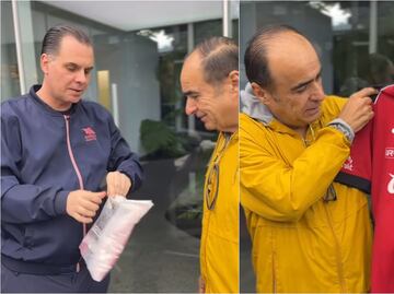 Christian Martinoli le regala camiseta del Atlas a David Medrano; "Con el gusto de la vida"