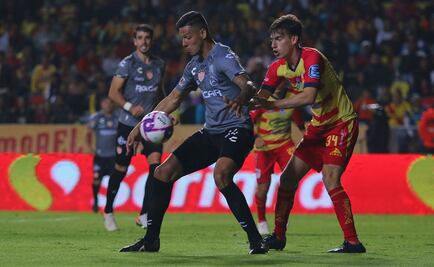 Necaxa le roba el triunfo a Monarcas 