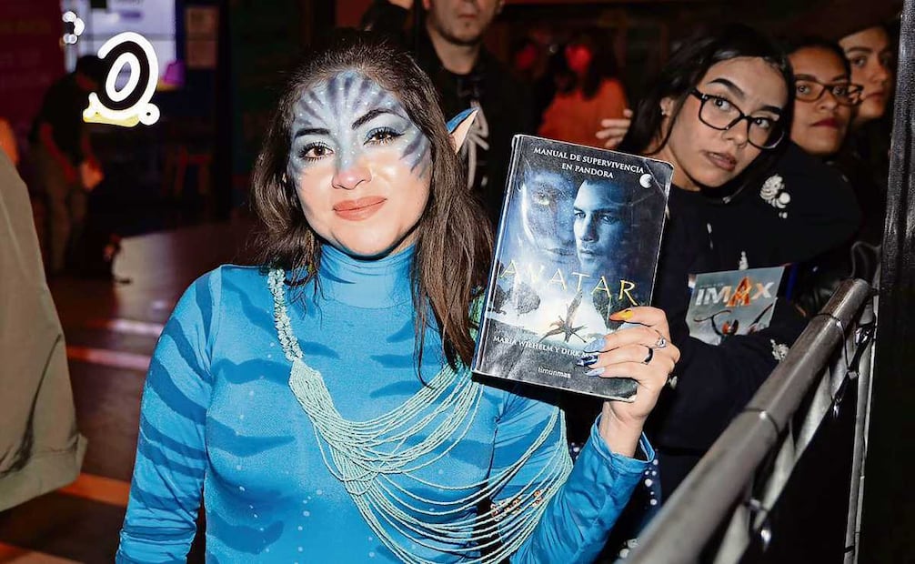 Hubo quien recurrió al cosplay para potenciar la experiencia emulando a Neytiri, uno de los personajes más importantes de la franquicia. Foto: Hugo Salvador / EL UNIVERSAL