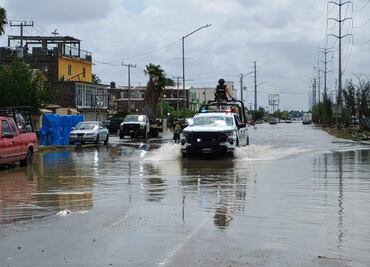 "Lo perdimos todo", lamentan damnificados por inundaciones en Reynosa; ejército realiza recorridos de seguridad