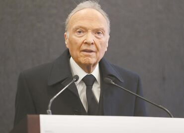 Fiscal Alejandro Gertz Manero sostiene encuentro con AMLO en Palacio Nacional