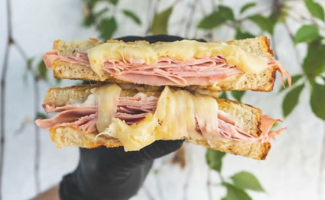 En estos lugares hacen los mejores sándwiches de la CDMX Foto: Borona lonchería/ Instagram 