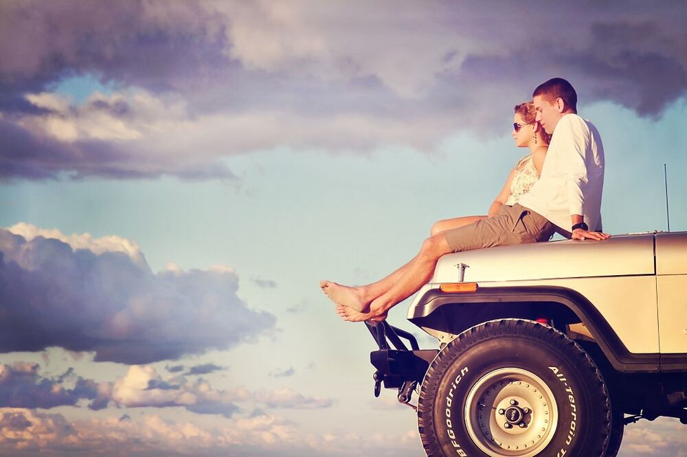 Estos autos aumentan tus posibilidades de conseguir pareja en apps de citas 