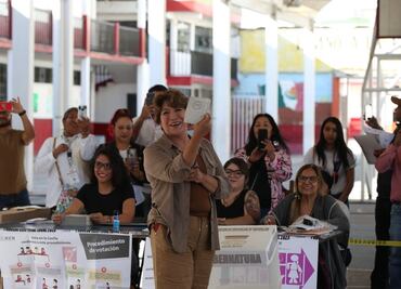 En su bastión y en la escuela donde dio clases, Delfina Gómez vota en comicios y confía en hacer historia