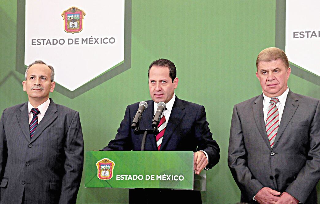 El gobernador Eruviel Ávila Villegas aceptó ayer la renuncia del que fuera su secretario de Comunicaciones, Apolinar Mena Vargas