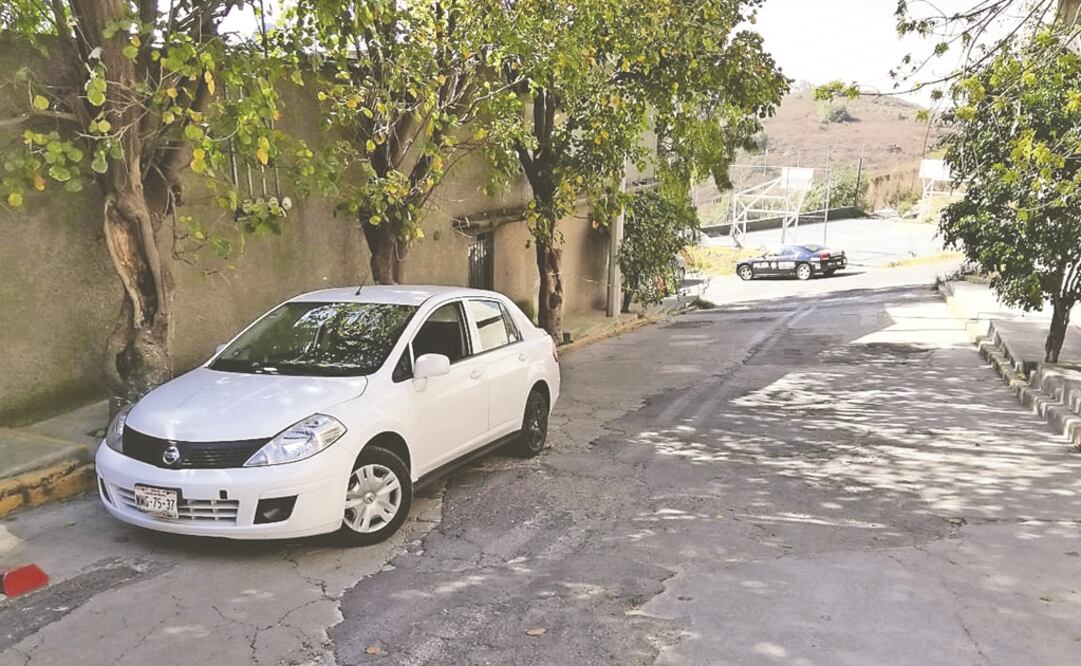 El conductor fue interceptado en la calle Obrera en la colonia Providencia, a bordo de su auto Nissan Tiida, donde dos sujetos lo despojaron de 800 pesos. Foto: ESPECIAL