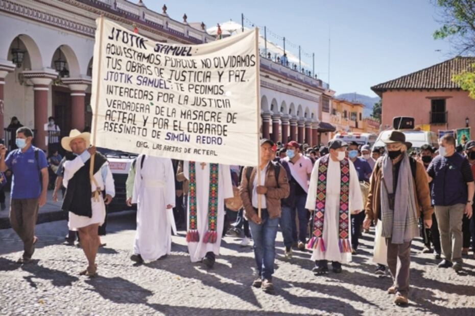 Recuerdan con marcha la defensa del territorio