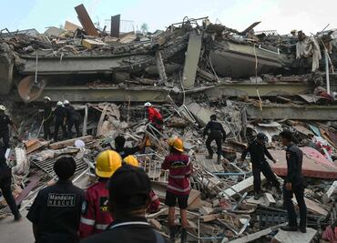 FOTOS: Devastador terremoto en Myanmar y Tailandia deja más de mil muertos y cientos de heridos