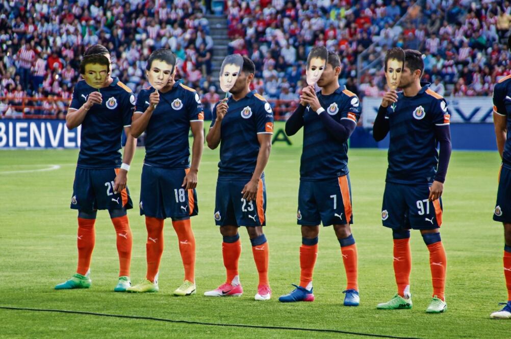 Las Chivas se unieron al reconocimiento a José José (FOTOS: IMAGO7)