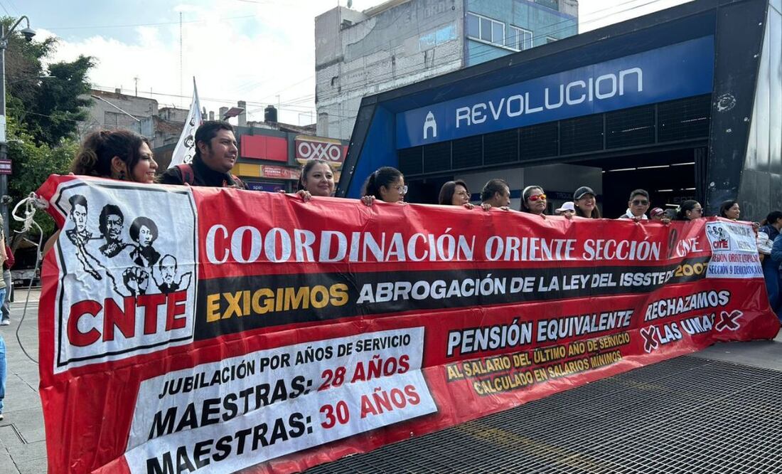 Bloqueos y marchas de la CNTE. Foto: Especial