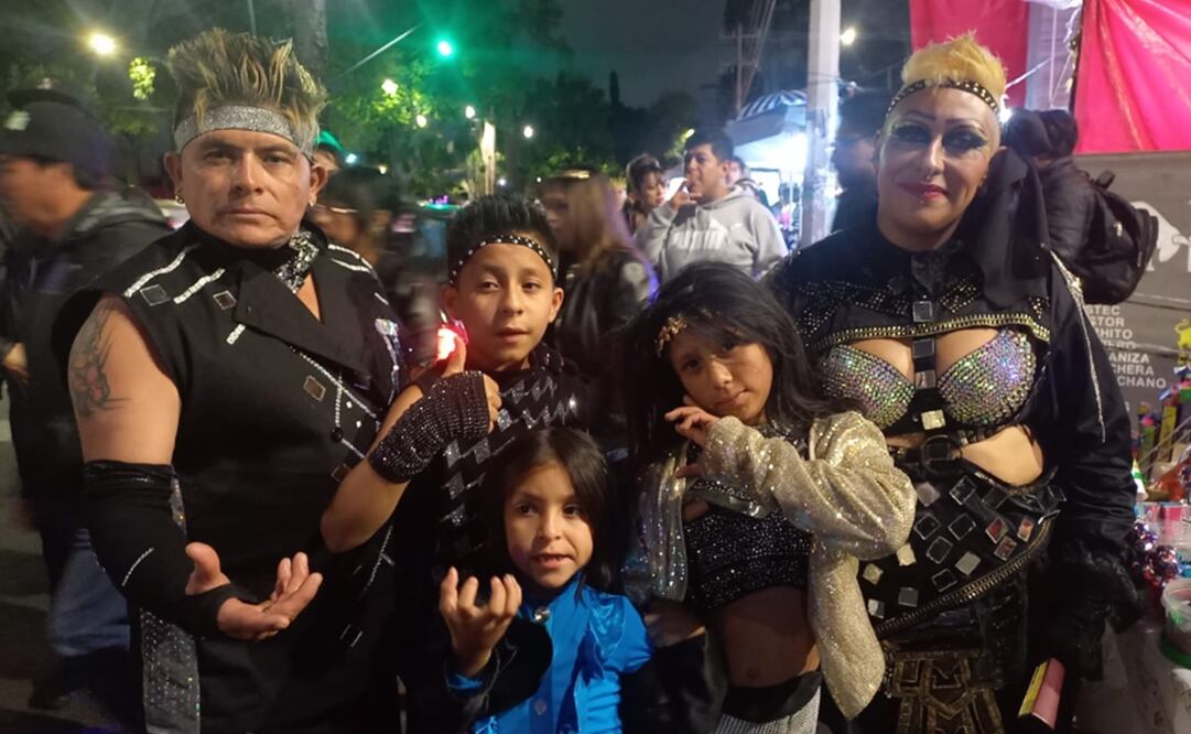 Hilda y su familia, provenientes de Naucalpan, a instantes de que el concierto de PolyMarchs comience.
Foto: EL UNIVERSAL / Mariana Lebrija Clavel