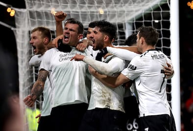 Liverpool vence en los minutos finales al Burnley