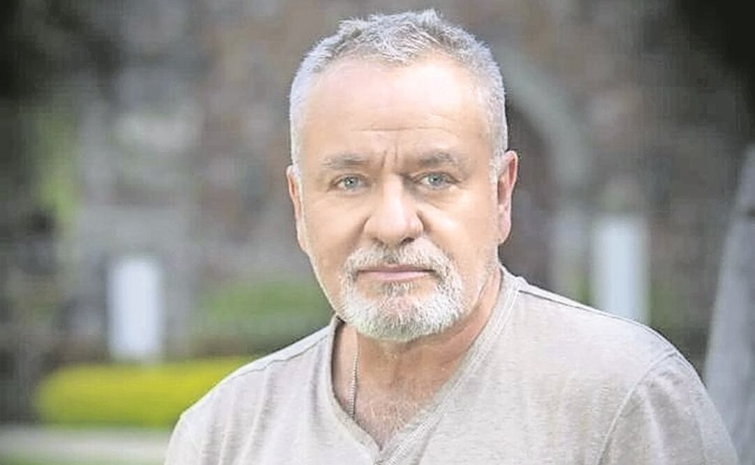 José Alberto Castro tiene síntomas leves del virus, dice. Foto: Televisa