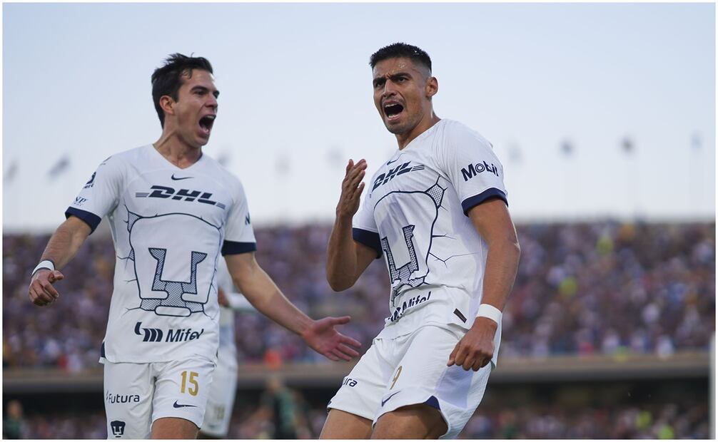 Guillermo Martínez celebra gol con Pumas - Foto: Imago7