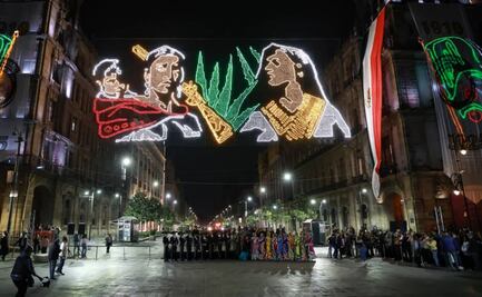 Clara Brugada encabeza encendido de iluminación en el Zócalo con figuras en honor a mujeres revolucionarias