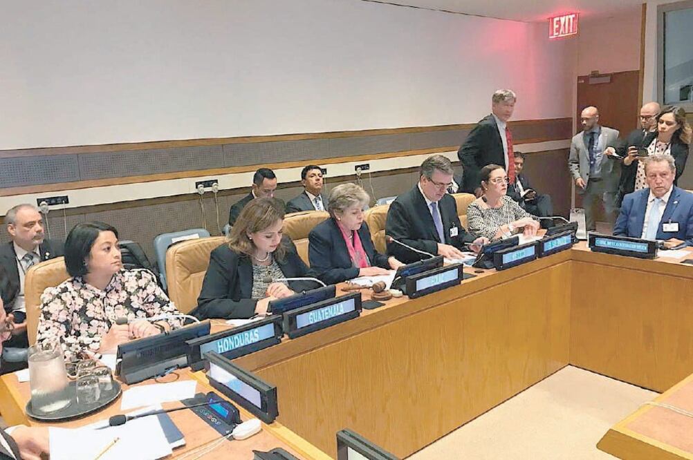 El canciller Marcelo Ebrard, ayer durante la presentación del Plan de Desarrollo Integral, en la reunión de la ONU en Nueva York. Foto: TOMADA DE TWITTER
