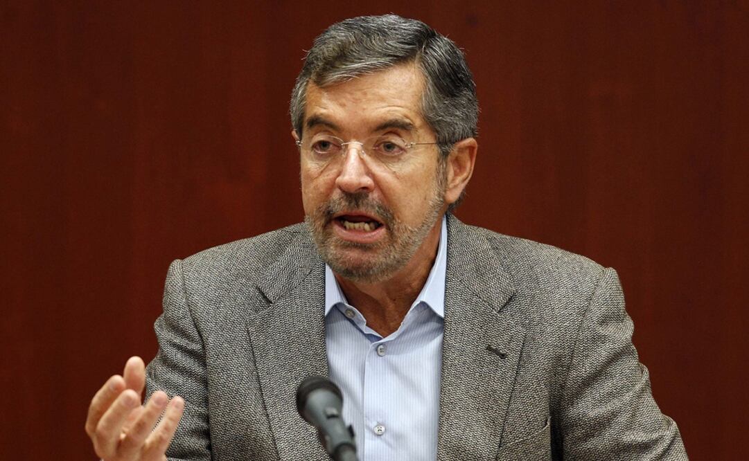 Destaca De la Fuente talento en grupo redactor de Constitución