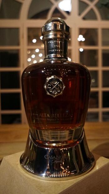 Este es el tequila favorito de Carlos Santana