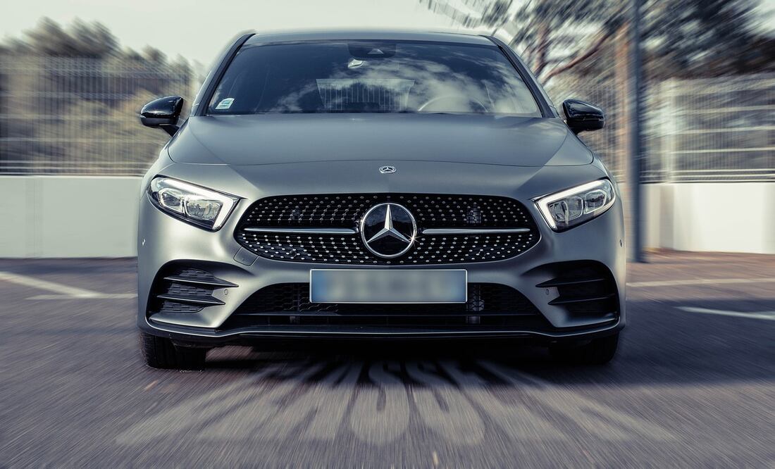 Una joven italiana recaudó dinero para su causa y se compró un auto de lujo / Foto: Pixabay