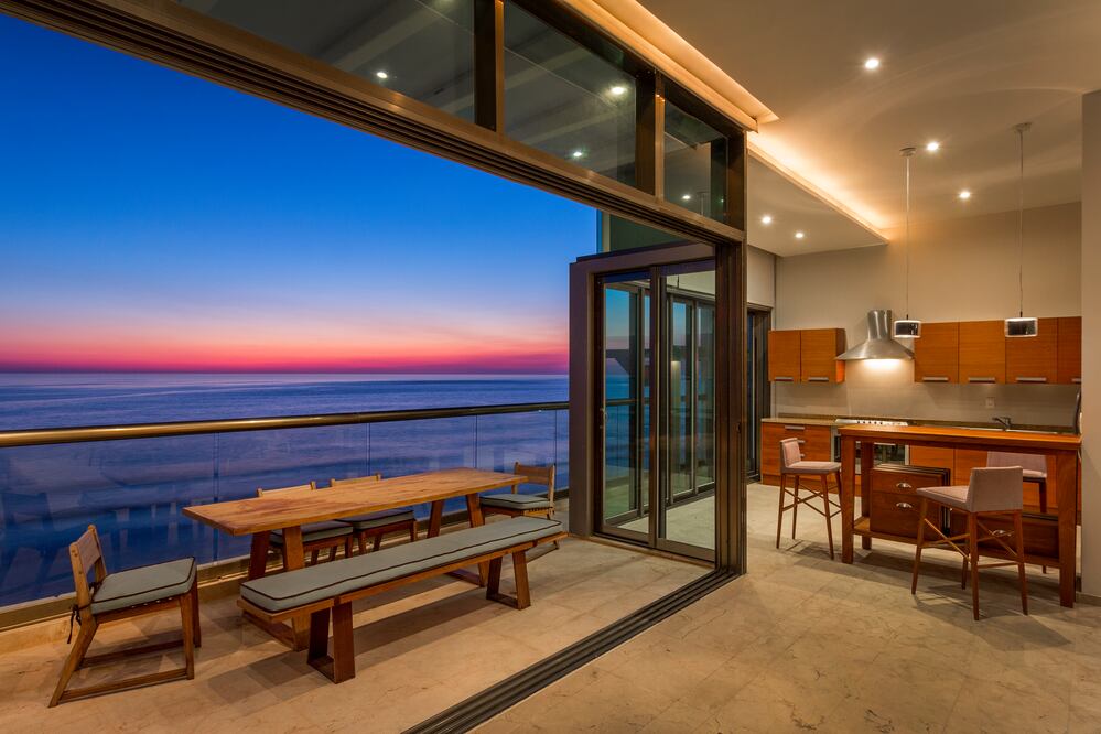 Adán Cárabes interviene un penthouse en Acapulco