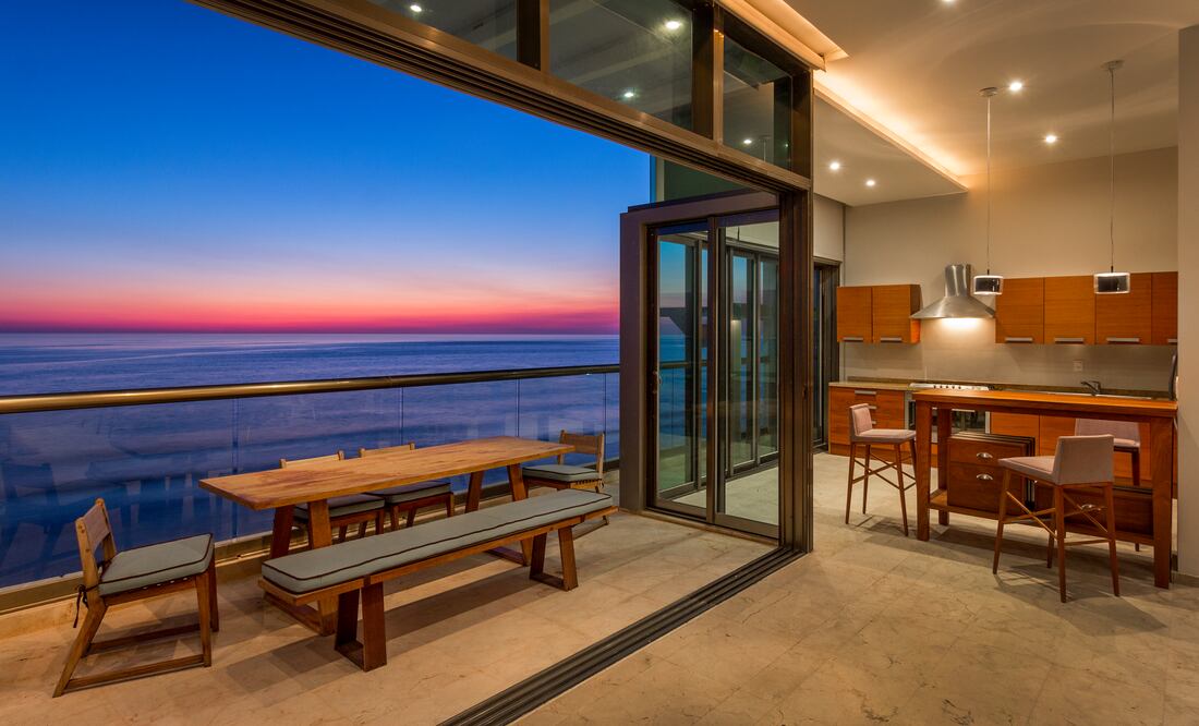 Adán Cárabes interviene un penthouse en Acapulco