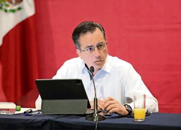 Cuitláhuac “se hace de la vista gorda” con acarreo de funcionarios