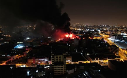 Se incendia almacén en el centro de Lima; no se reportan víctimas 
