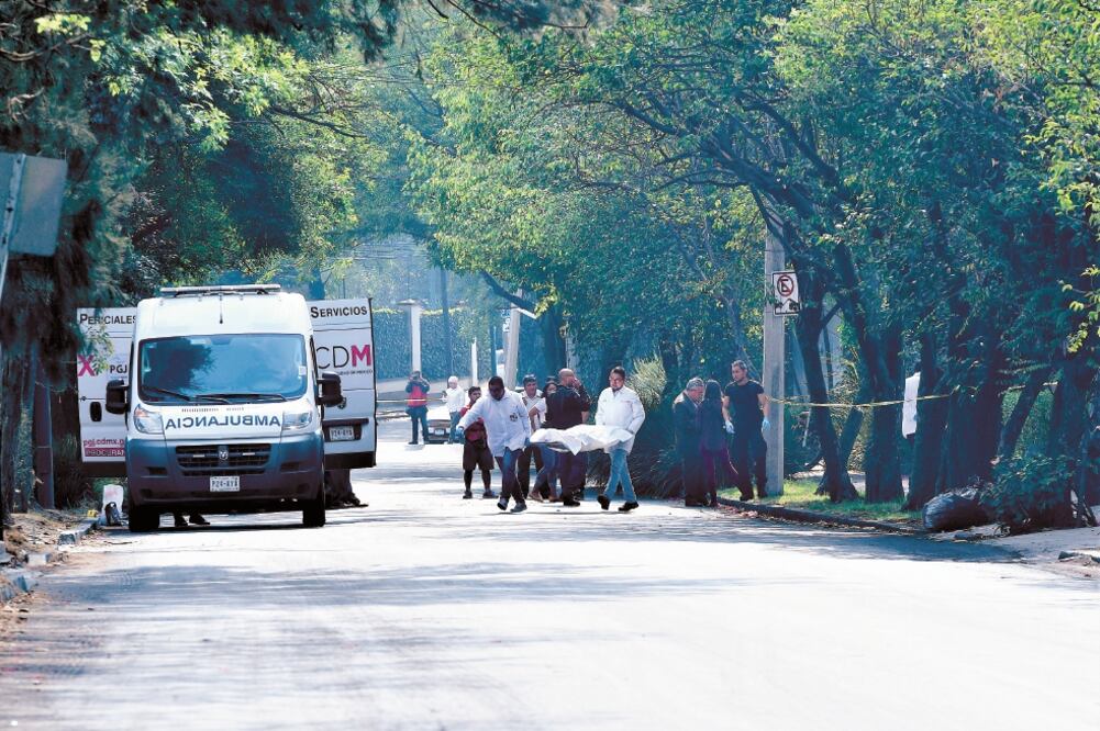 La víctima, identificada como Francisco, salió a caminar con su perro cuando un sujeto se le acercó y accionó su arma ante él. Foto: HUGO GARCÍA. EL UNIVERSAL