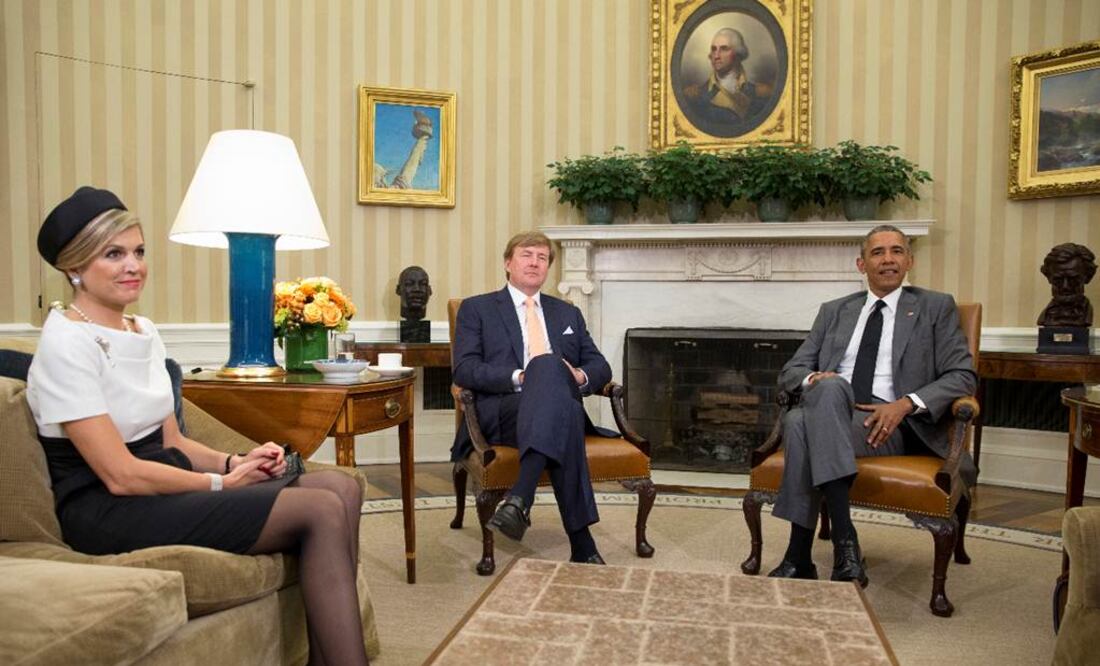 Además, Obama expresó a los monarcas su "compromiso" con apoyar a Holanda en la investigación del presunto derribo, en julio pasado, del vuelo MH17 de Malaysia Airlines, que se trasladaba desde Amsterdam a Kuala Lumpur