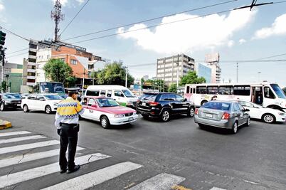 Alistan a mil 400 agentes de tránsito para infraccionar