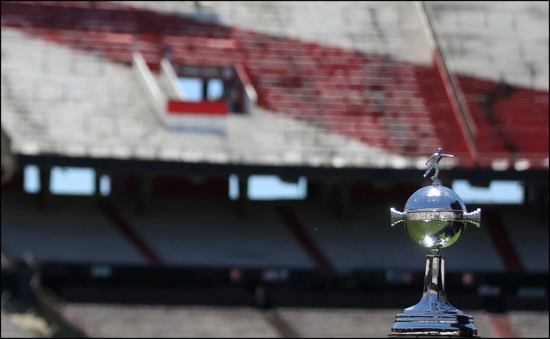 El trofeo de la Copa Libertadores - Reuters