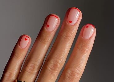 Ideas de uñas minimalistas para celebrar San Valentín en 2025